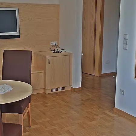 Отель Filipinum 3*