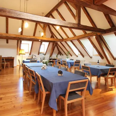 Filipinum Μεράνο